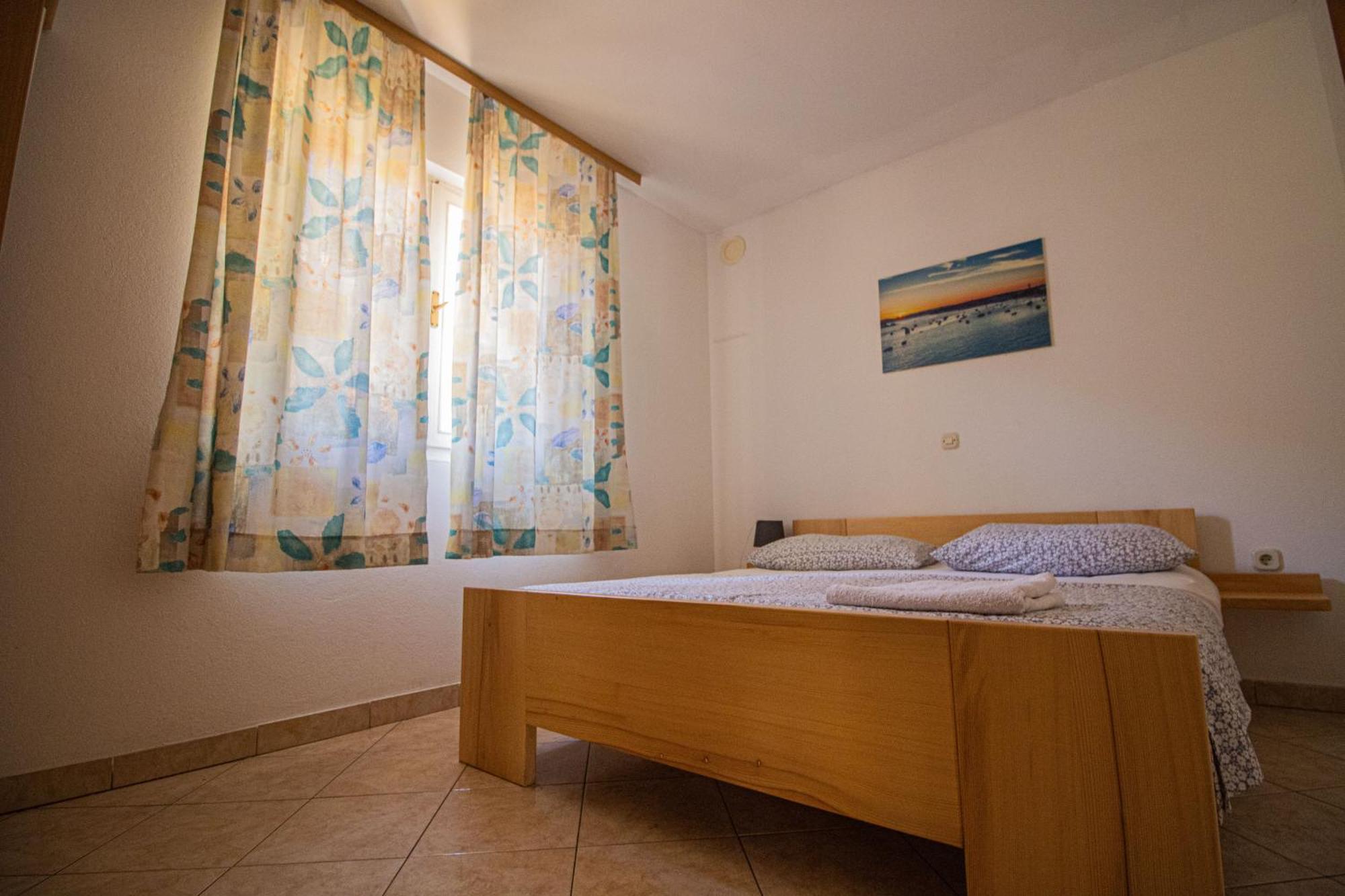 Apartments Petar Maksan Пакоштане Экстерьер фото